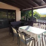 Roses Villa