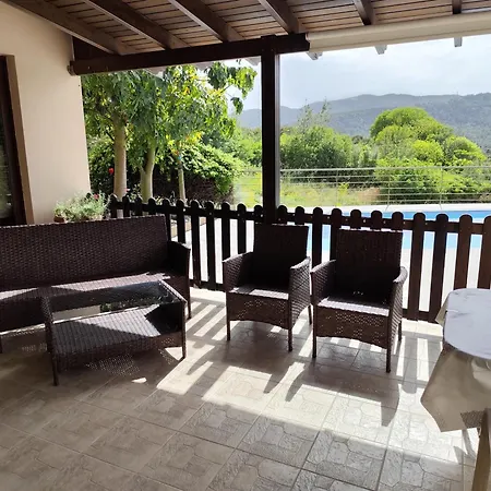 Roses Villa *