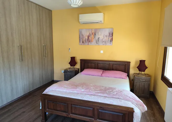 Roses Villa Trimiklini